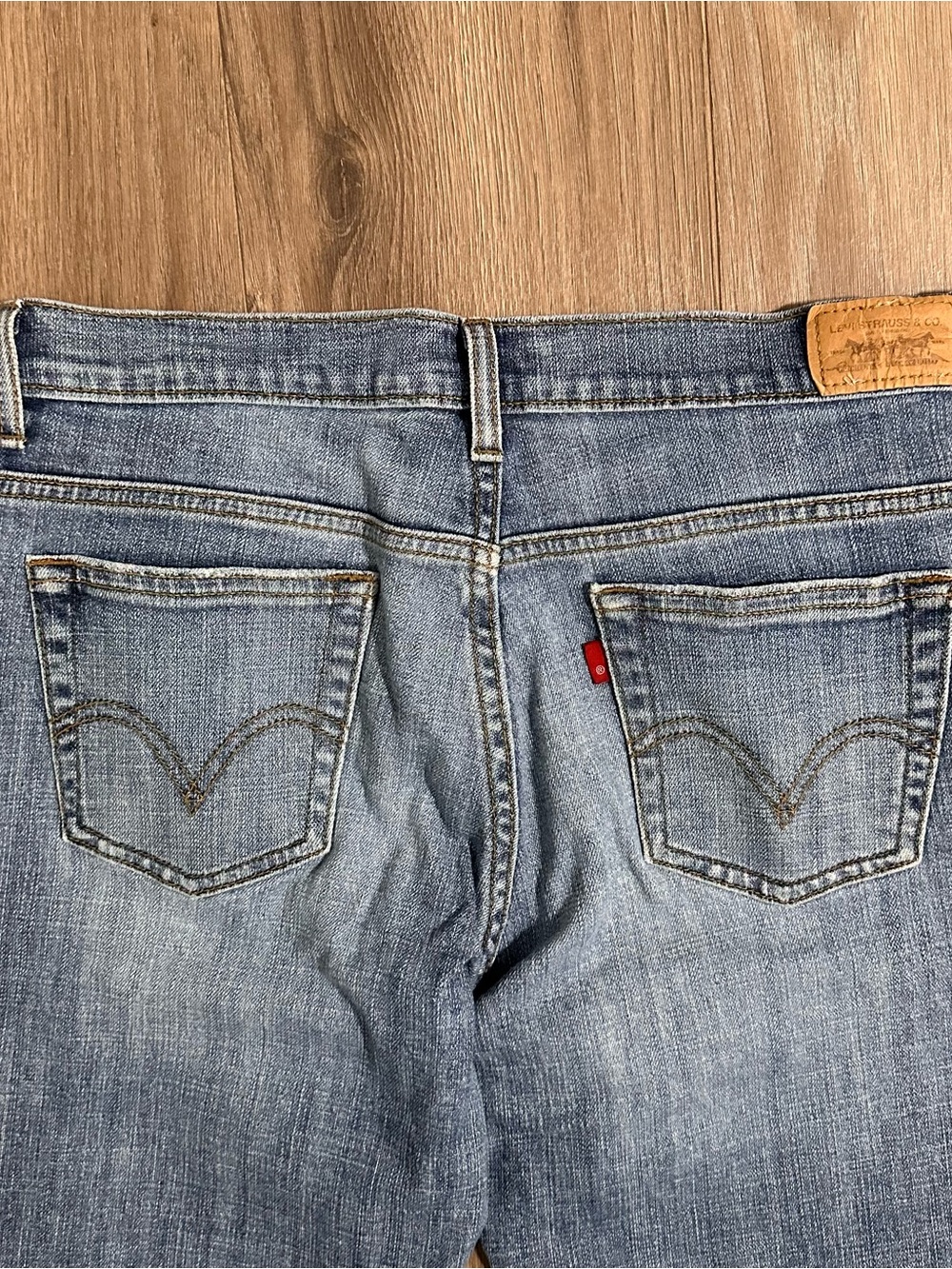 Levi's Denim Bootcut Blue Jeans Women’s
Levi’s 515 - Picture 4 of 5